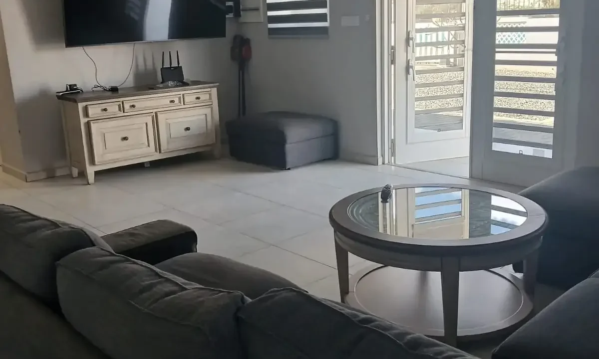 Living Room Lounge