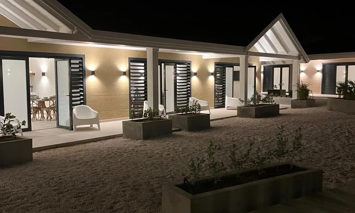 bonaire-rentals-for-long-term-oceanfront-patio