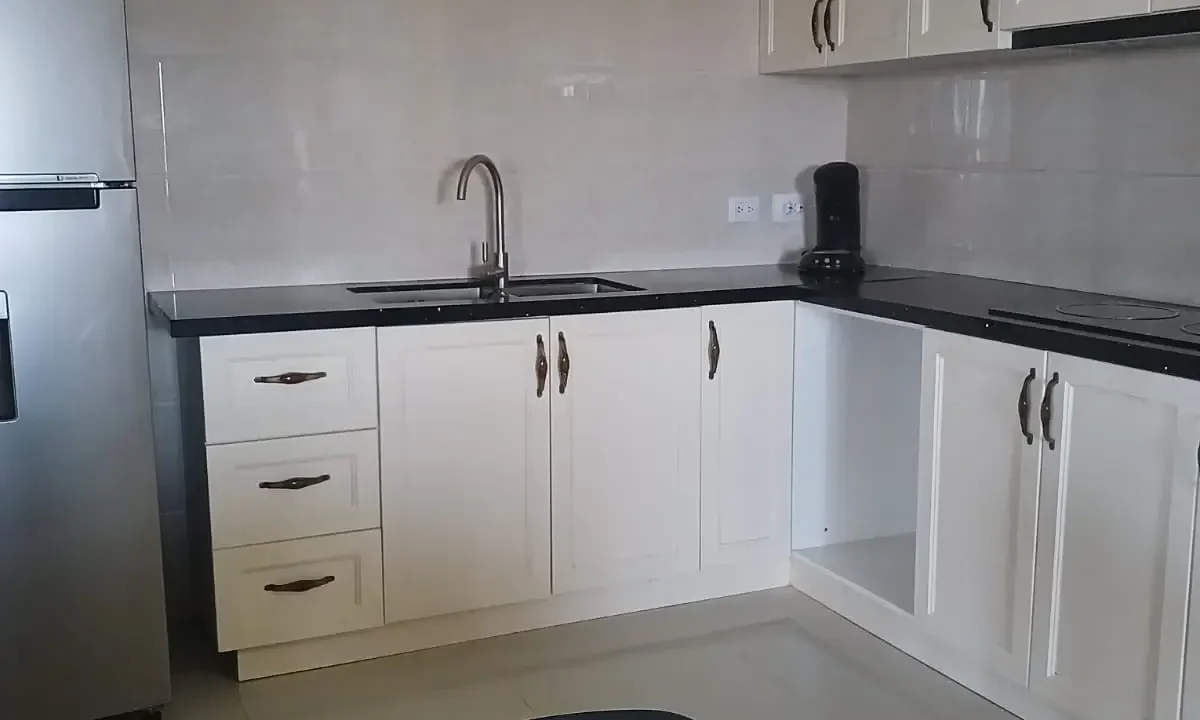 Modern Kitchen and Dining